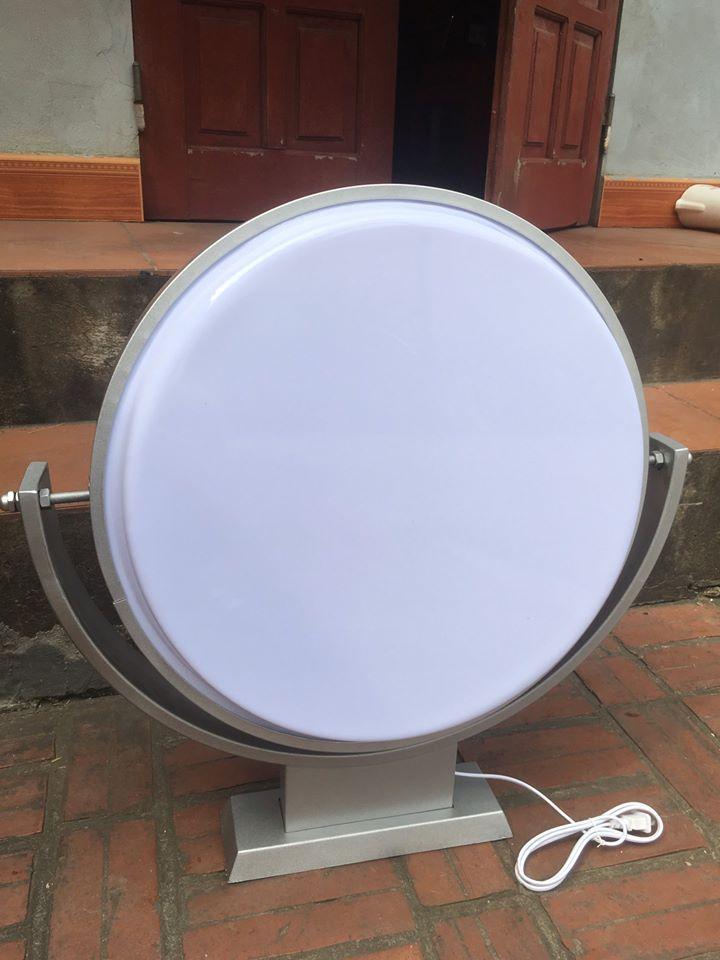 Thi Công Hộp Đèn Ngoài Trời