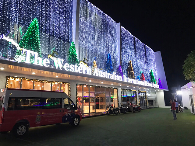 Thiết Kế Hộp Đèn Ngoài Trời