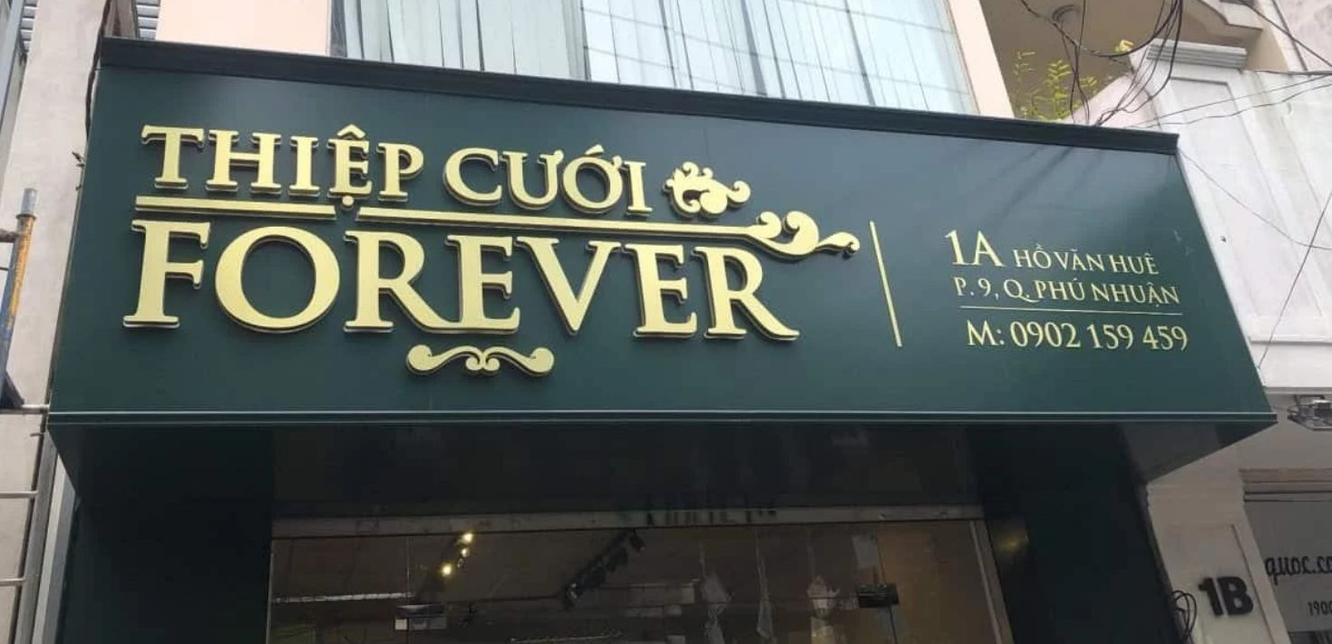 Thi Công Bảng Hiệu Alu Gương Cao Cấp