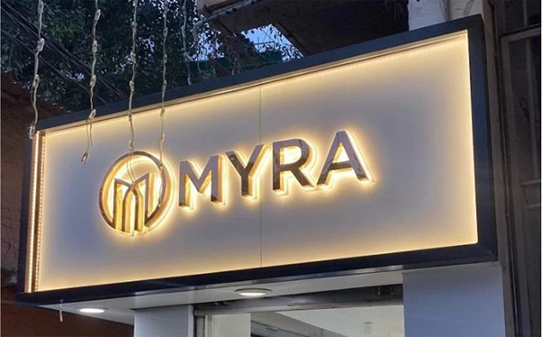 Thi Công Bảng Hiệu Alu Gương Cao Cấp