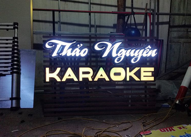 Thiết Kế Biển Hiệu Quán Karaoke