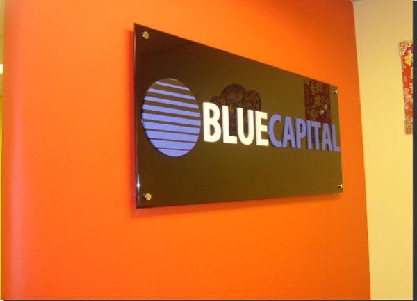 Biển Quảng Cáo Bằng Kính