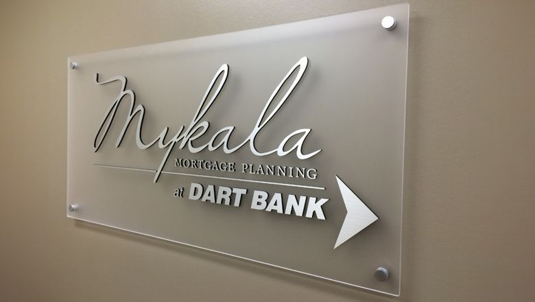 Biển Quảng Cáo Bằng Mica