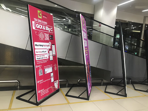 Thi Công Standee Khung Sắt TP.HCM