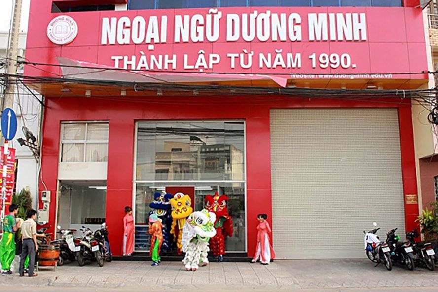 Thi Công Bảng Hiệu Trường Học Đẹp, Bền, Đúng Chuẩn