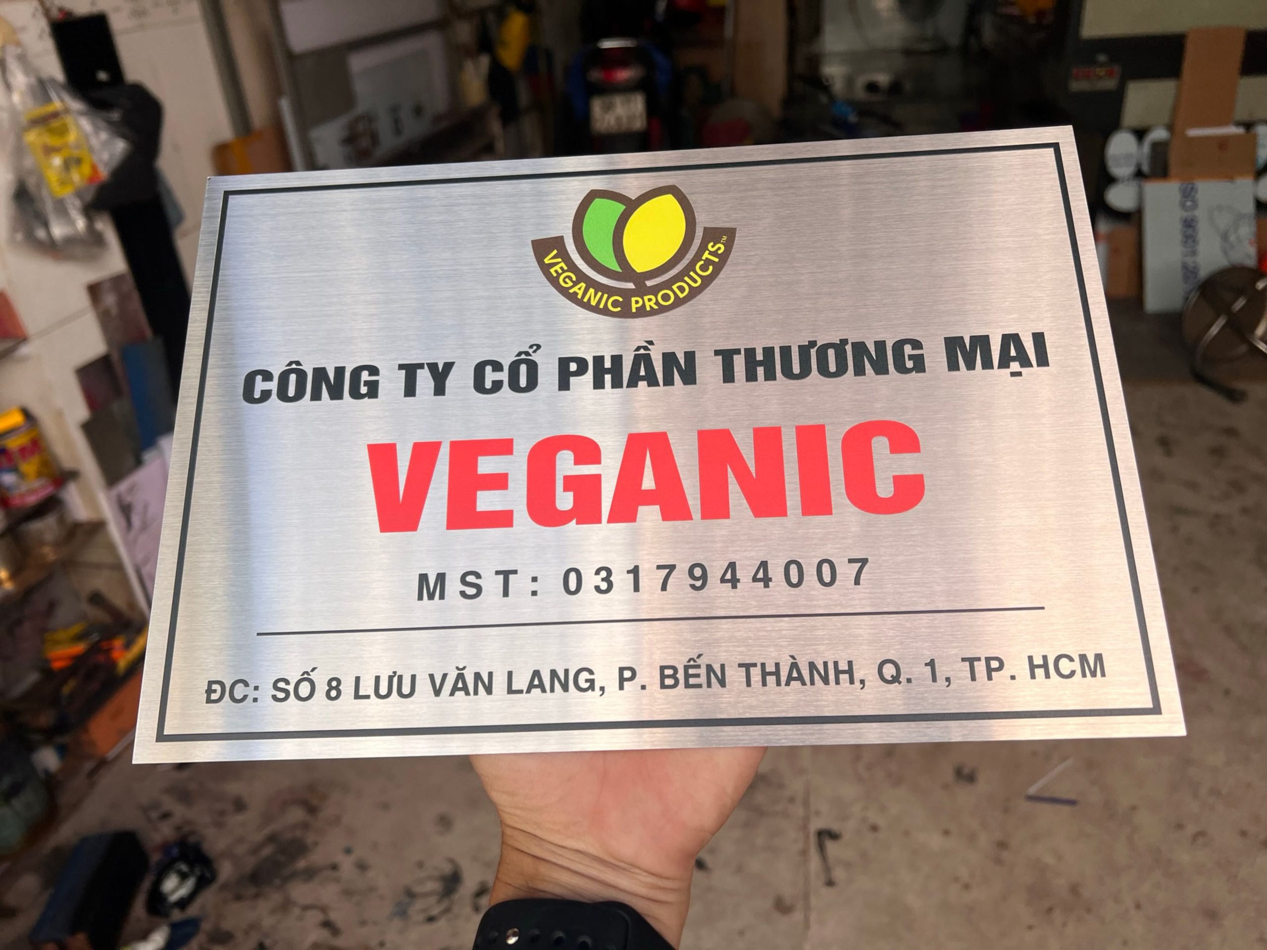 Thi Công Bảng Công Ty Inox