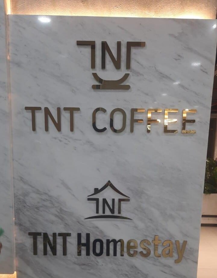 Thiết Kế Bảng Hiệu Gắn Tường Chuyên Nghiệp