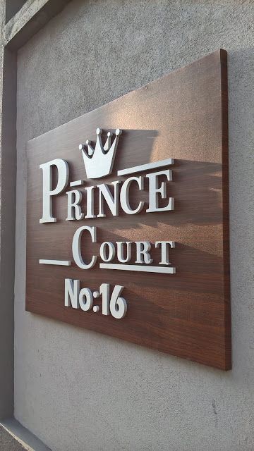 Thi Công Bảng Hiệu Khắc Gỗ Chuyên Nghiệp