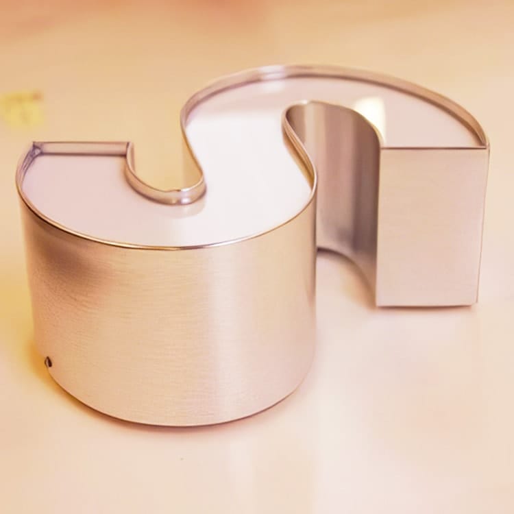 Thiết Kế Bảng Hiệu Chữ Nổi Chân Nhôm Đẹp