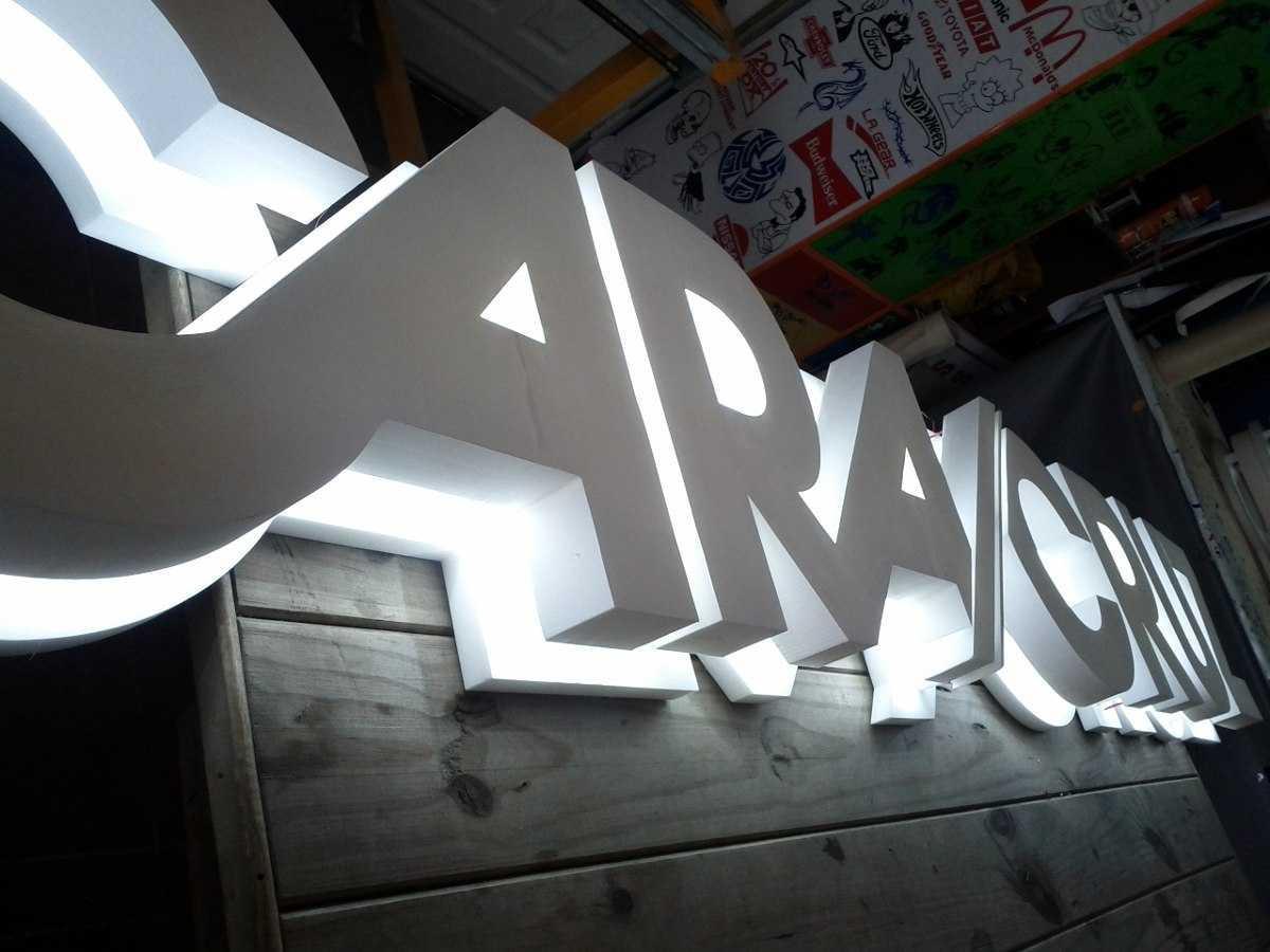 Thiết Kế Bảng Hiệu Chữ Nổi Sáng Mặt Chuyên Nghiệp