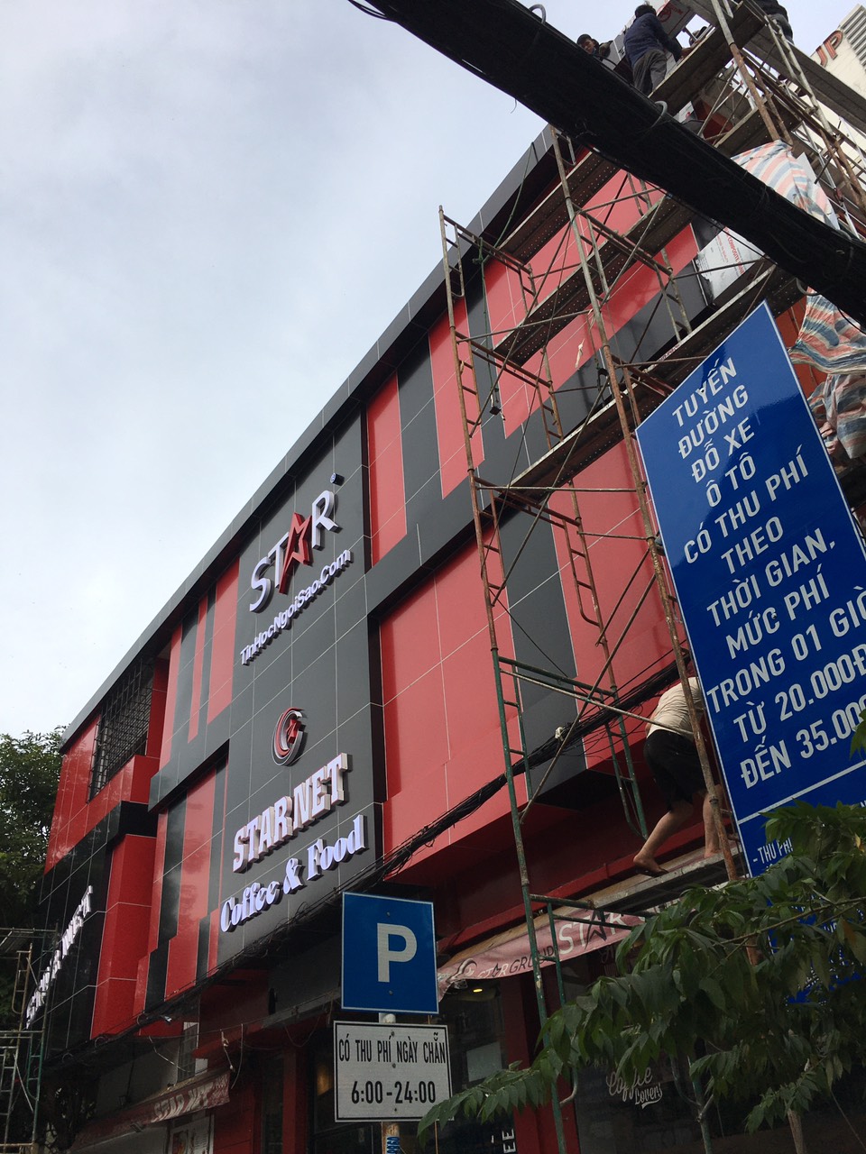 Thi Công Biển Quảng Cáo Đèn