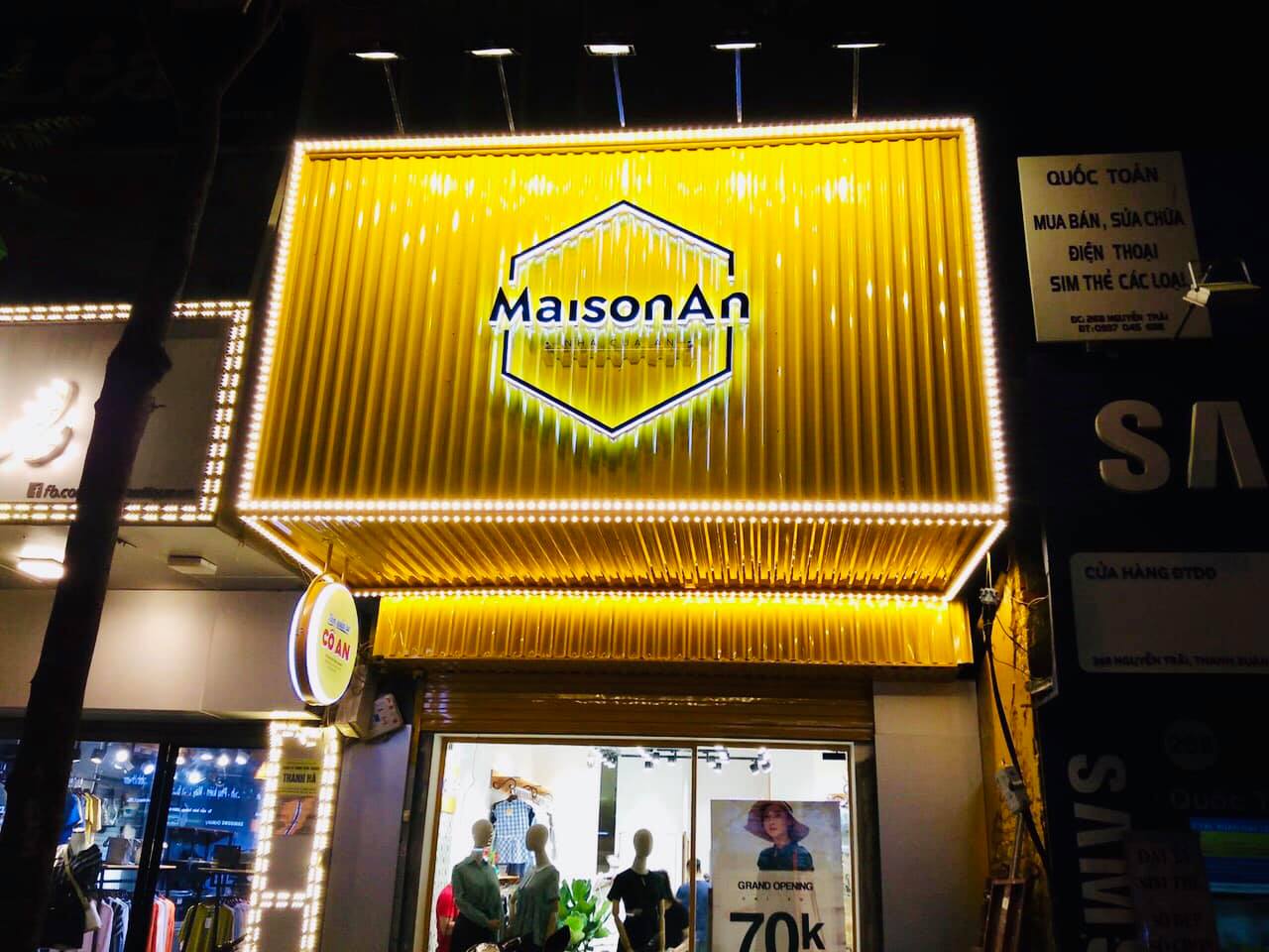 Mẫu Bảng Hiệu Chữ Nổi Sáng Mặt Đẹp