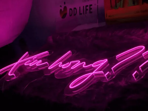 Thiết Kế Biển Đèn Neon Chuyên Nghiệp