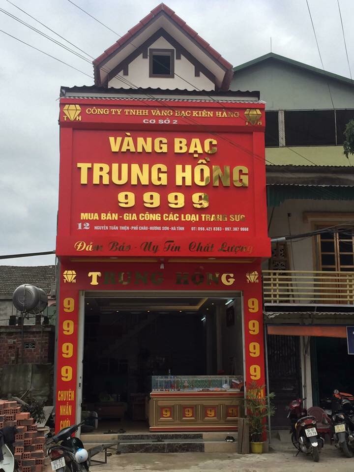 Thi Công Bảng Hiệu Vàng Cao Cấp