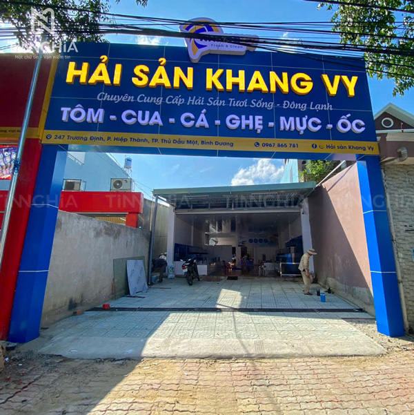 Thi Công Bảng Hiệu Nổi Bật