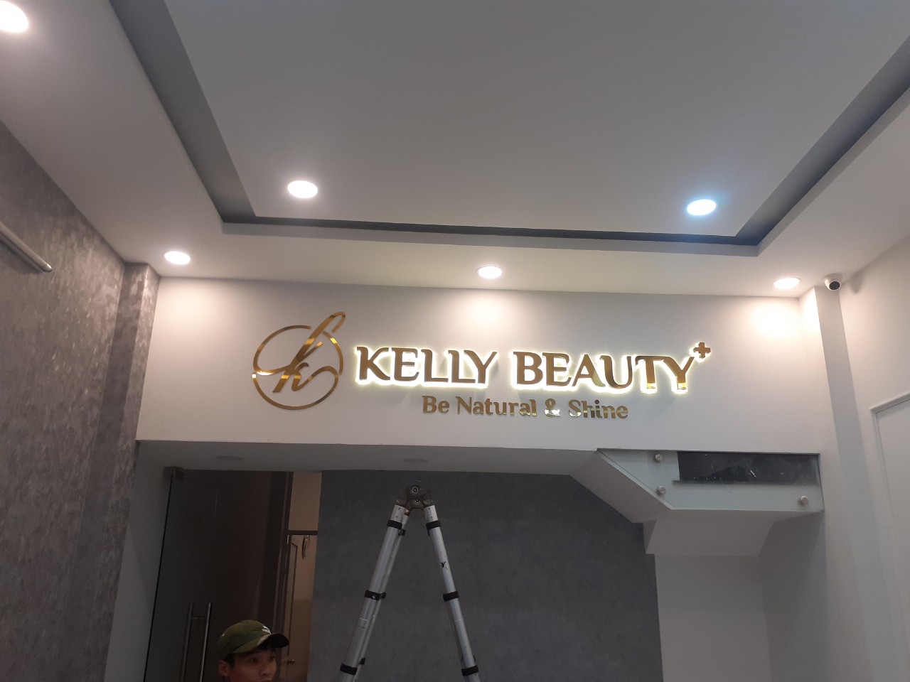 Mẫu Hộp Đèn Chữ Nổi Đẹp