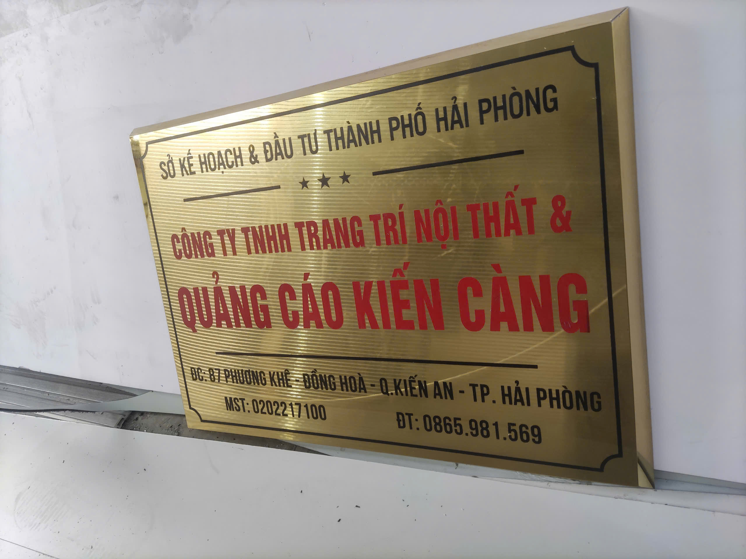 Mẫu Biển Hiệu Công Ty Đẹp Năm 2025