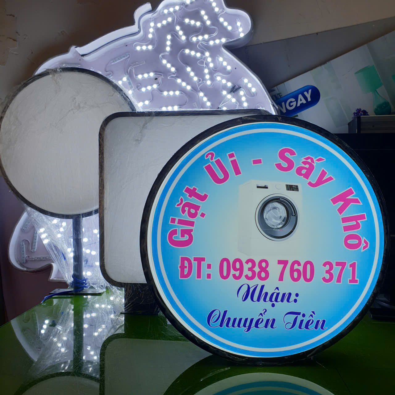 Thi Công Bảng Hiệu Hộp Đèn LED TP.HCM