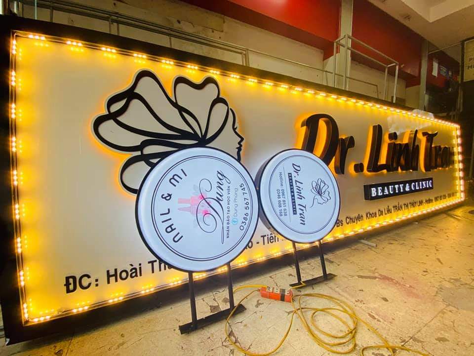 Mẫu Biển Quảng Cáo Thu Hút Khách Năm 2025