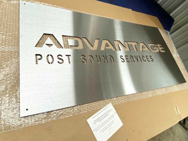 Mẫu Bảng Hiệu Hiện Đại Năm 2025