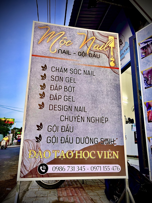 Mẫu Bảng Hiệu Nail Đẹp Năm 2025
