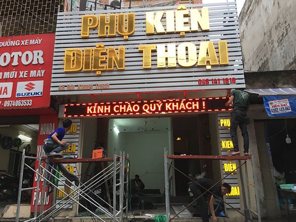 Thi Công Biển Cửa Hàng Điện Thoại Chuyên Nghiệp