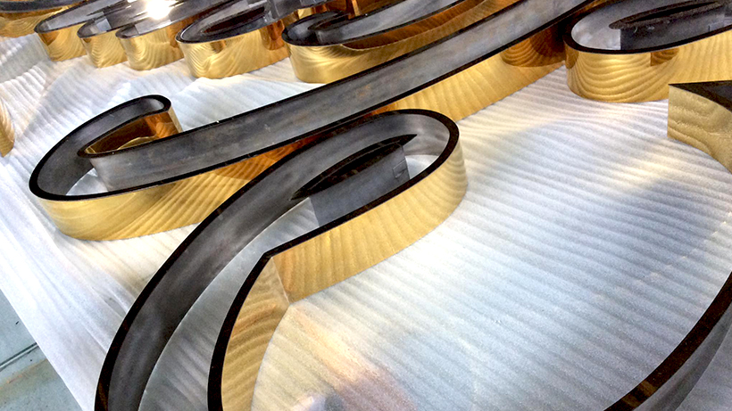 Gia Công Chữ Nổi Inox