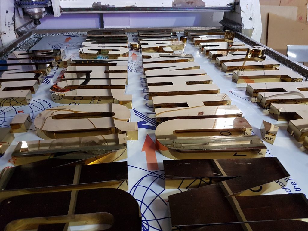 Gia Công Chữ Inox Vàng Gương Thủ Đức