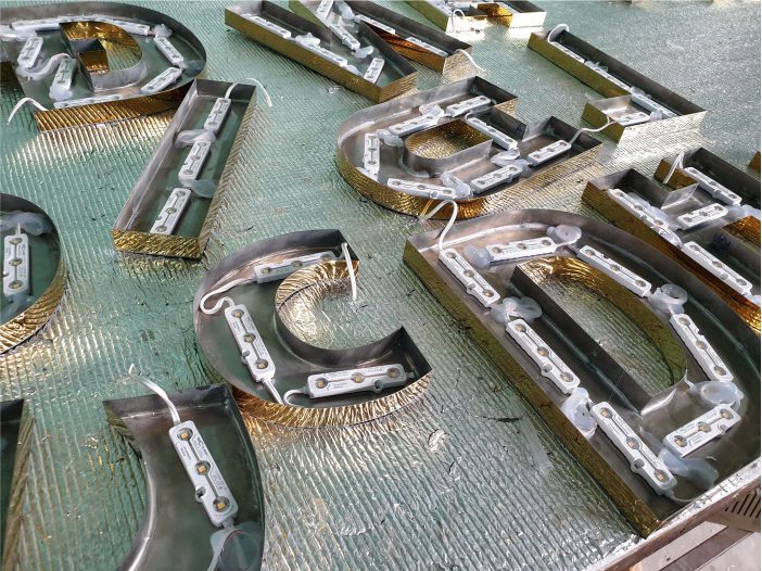 Gia Công Chữ Nổi Inox TP.HCM