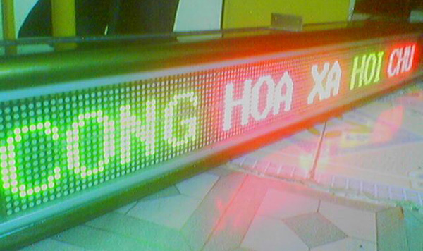 Mẫu Bảng Đèn LED Chạy Chữ Đẹp Năm 2025