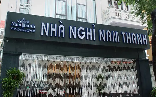 Mẫu Bảng Hiệu Nhà Nghỉ Đẹp Năm 2025