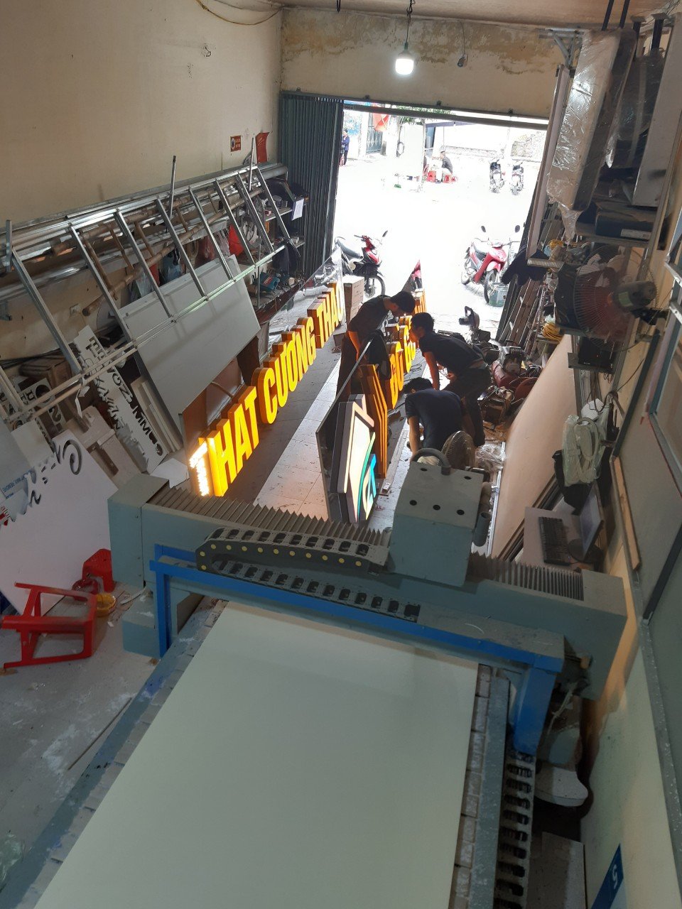 Thi Công Biển Quảng Cáo Đồ Gỗ Nội Thất Đẹp