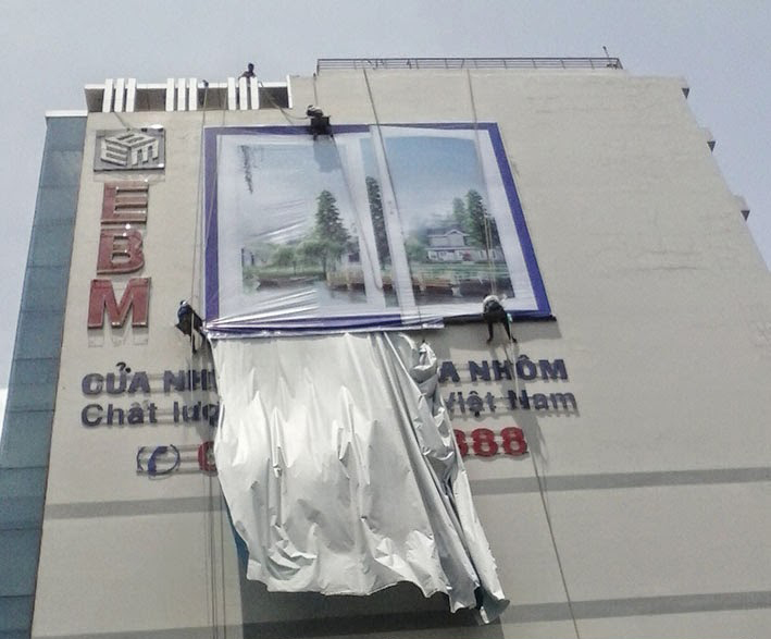 Thi Công Bảng Hiệu Nhà Xưởng Chuyên Nghiệp