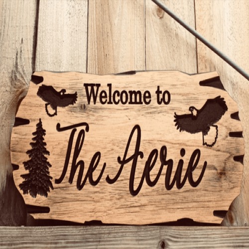 Thi Công Bảng Hiệu Gỗ Vintage