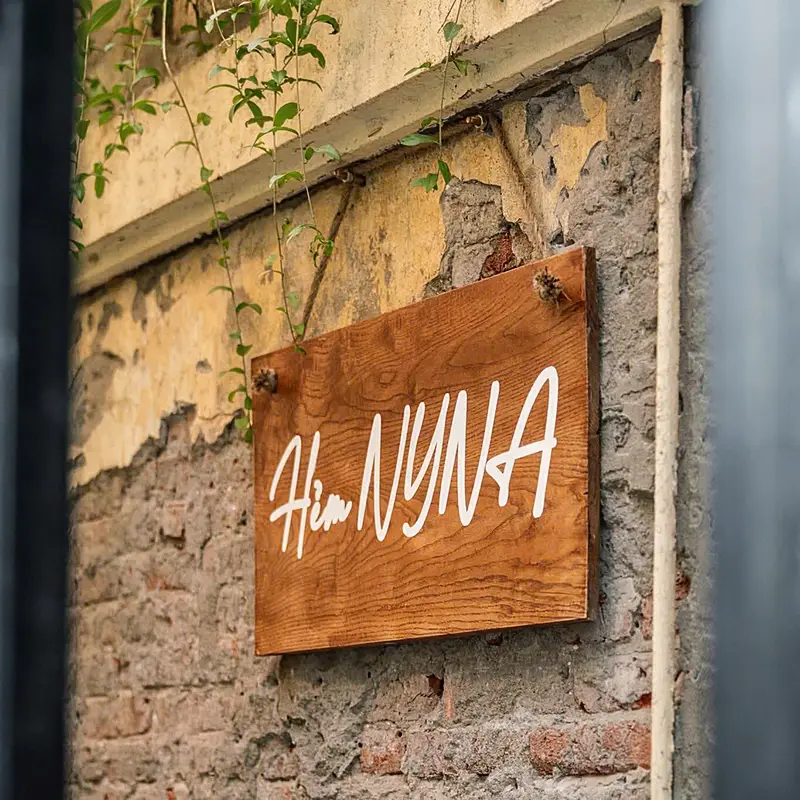 Mẫu Bảng Hiệu Gỗ Vintage Đẹp