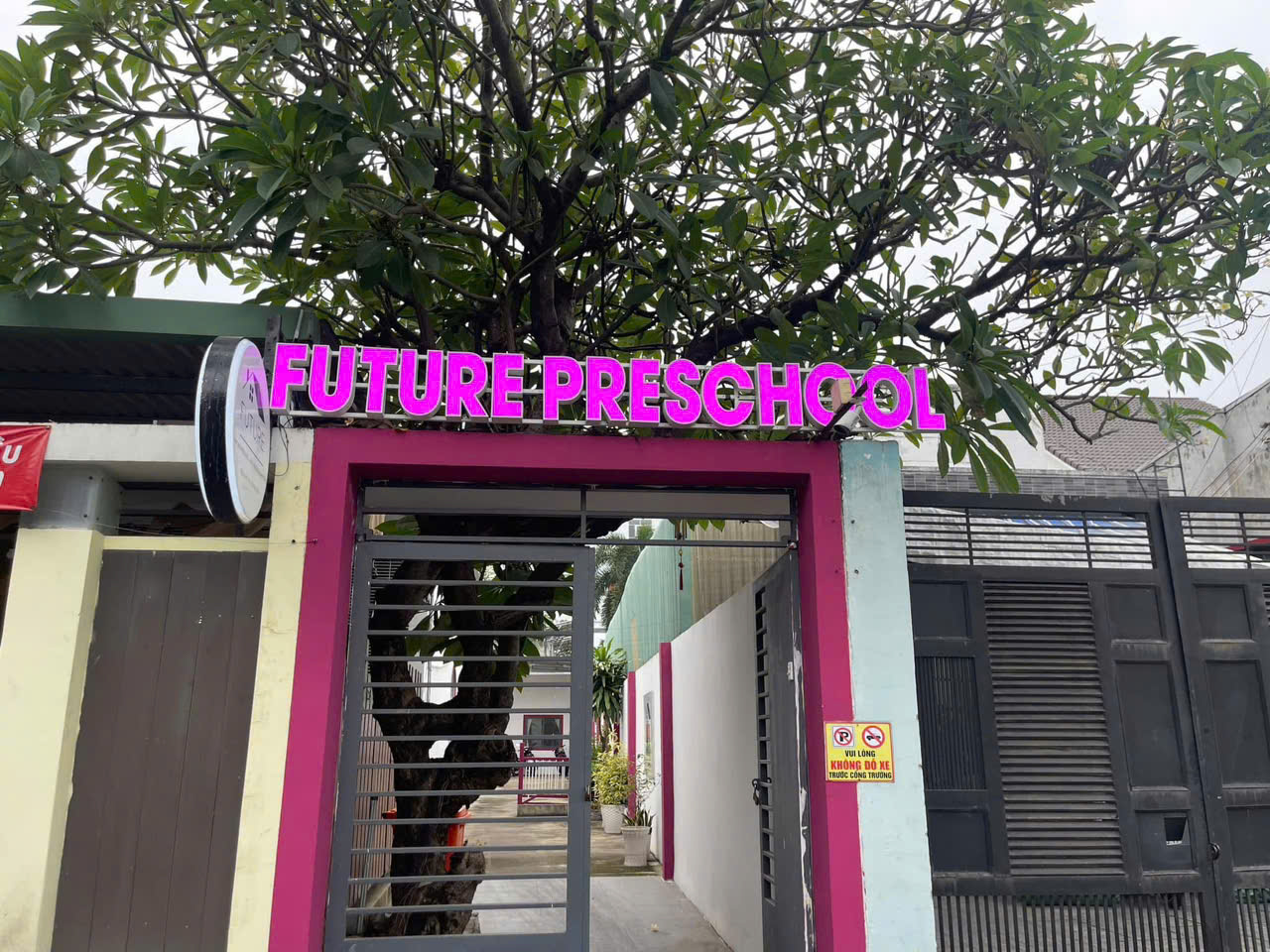 Mẫu Bảng Hiệu Gỗ Vintage Đẹp Năm 2025