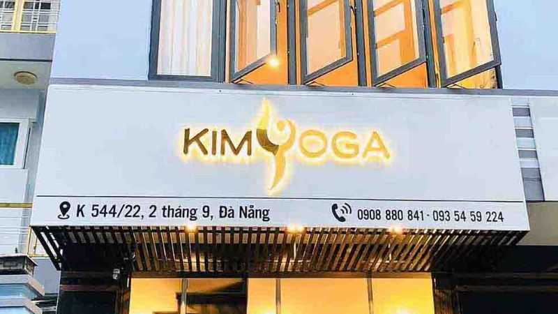 Thi Công Bảng Hiệu Phòng Tập Yoga