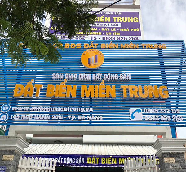 Thiết Kế Bảng Hiệu Công Ty Bất Động Sản Chuyên Nghiệp