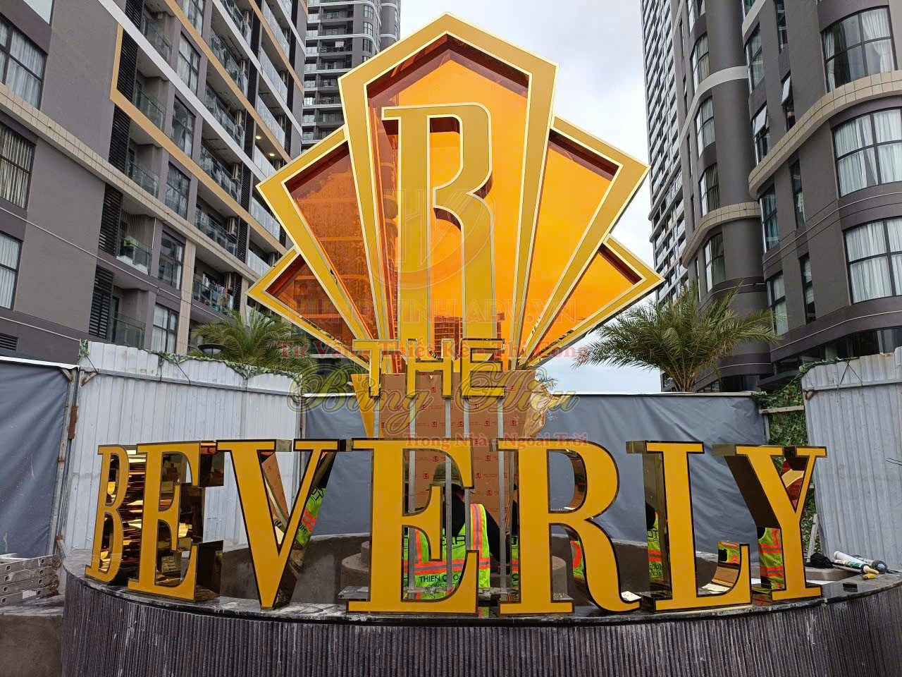 Mẫu Bảng Hiệu Điện Cơ Đẹp Năm 2025