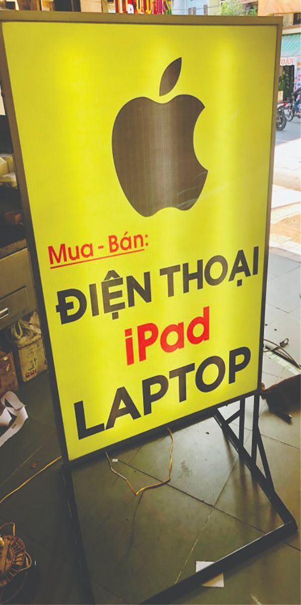 Mẫu Bảng Hiệu Hộp Đèn Đứng Đẹp