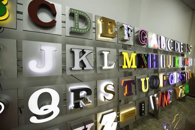 Mẫu Bảng Hiệu Chữ Nổi Inox Đẹp Năm 2026