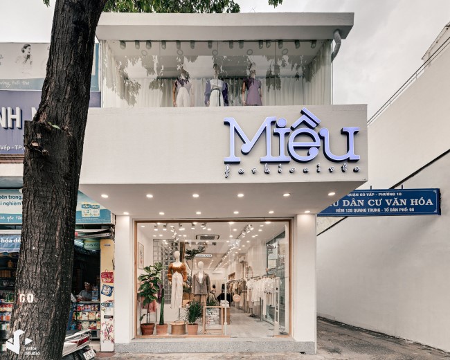 Mẫu Bảng Hiệu Shop Quần Áo Đẹp Năm 2026