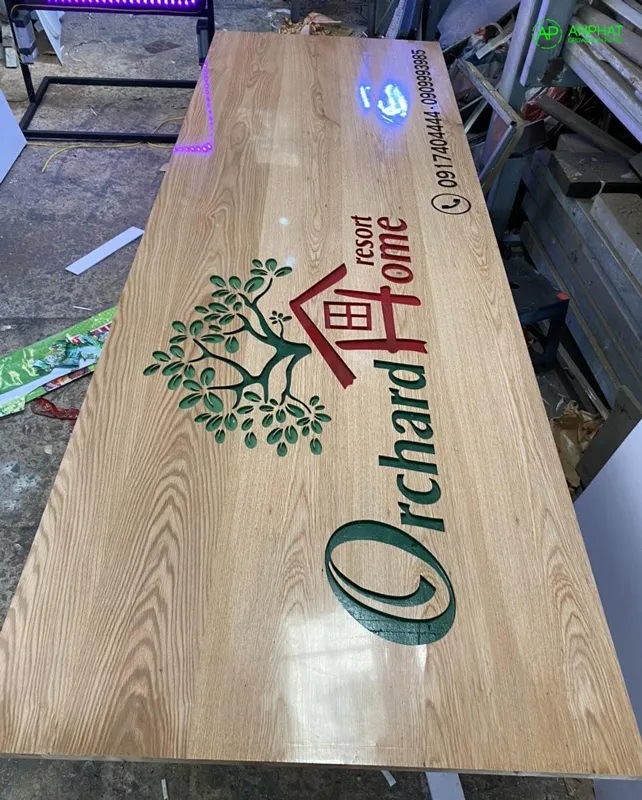 Mẫu Bảng Hiệu Gỗ Đẹp Năm 2026