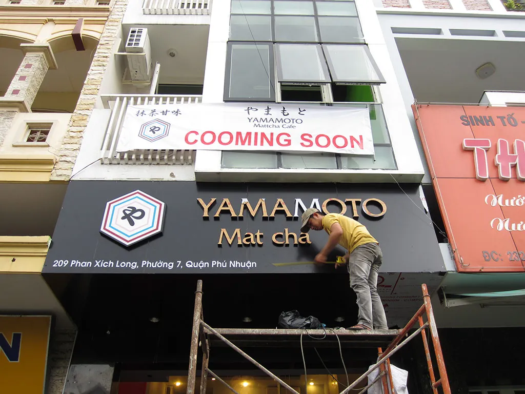 Thi Công Bảng Quảng Cáo Nhà Hàng Đẹp, Chuyên Nghiệp