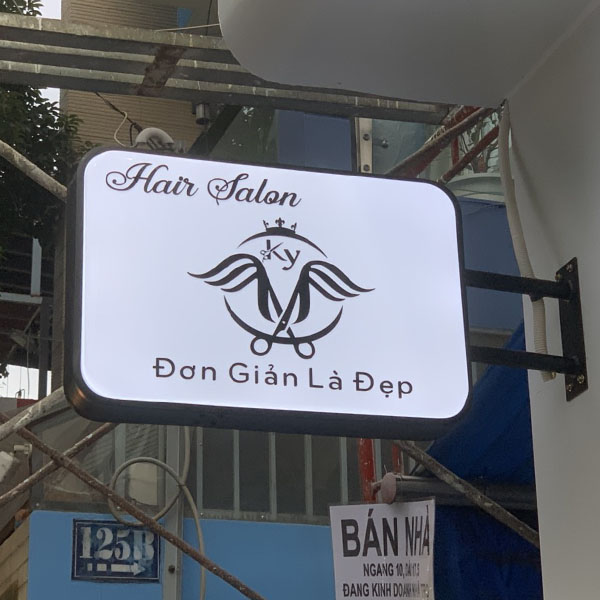 Mẫu Bảng Hiệu Salon Đẹp Năm 2026