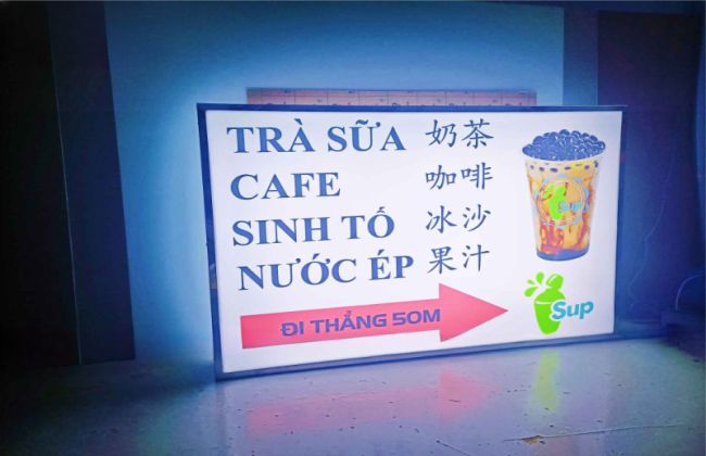 Bảng Hiệu Hộp Đèn Mica Đẹp