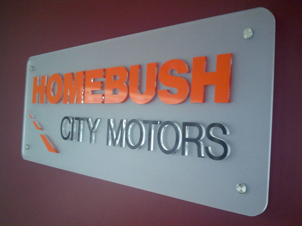 Thi Công Bảng Hiệu Công Ty Bằng Mica Đẹp