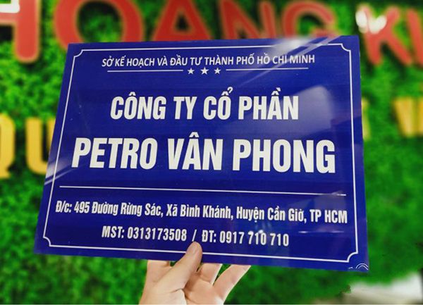 Mẫu Bảng Hiệu Công Ty Bằng Mica Đẹp Năm 2026
