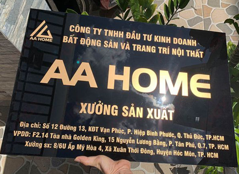 Mẫu Bảng Hiệu Công Ty Bằng Mica Đẹp Năm 2026