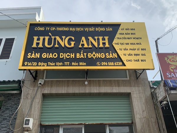 Mẫu Bảng Hiệu Công Ty Bằng Mica Đẹp Năm 2026